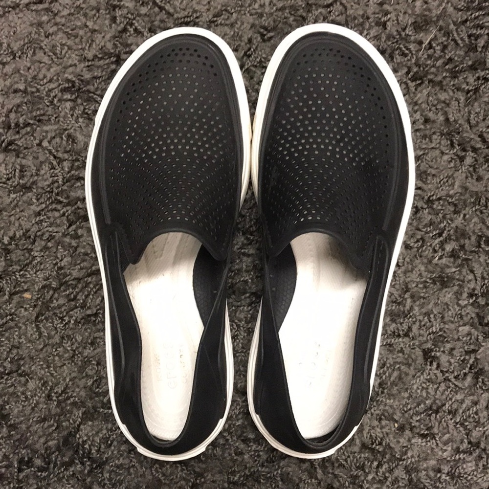 Croc slip on shoes
